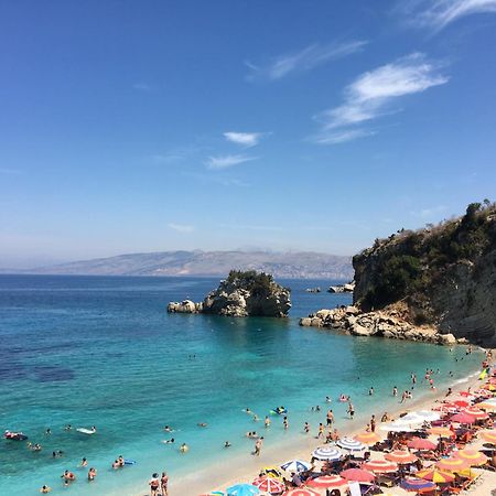 Loli Apartment Luxury White Residence Sarandë エクステリア 写真