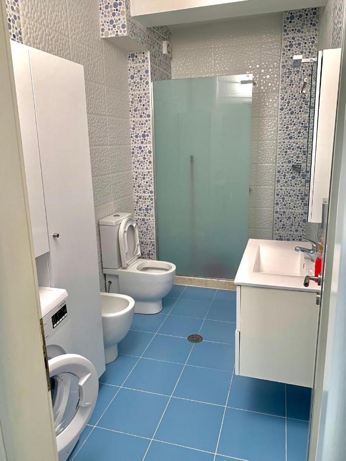 Loli Apartment Luxury White Residence Sarandë エクステリア 写真