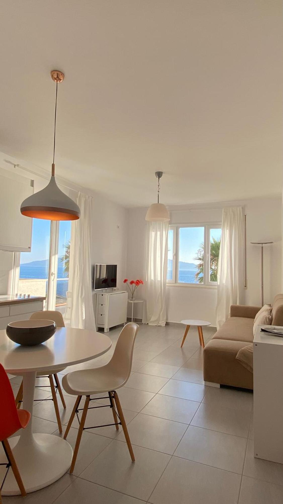 Loli Apartment Luxury White Residence Sarandë エクステリア 写真
