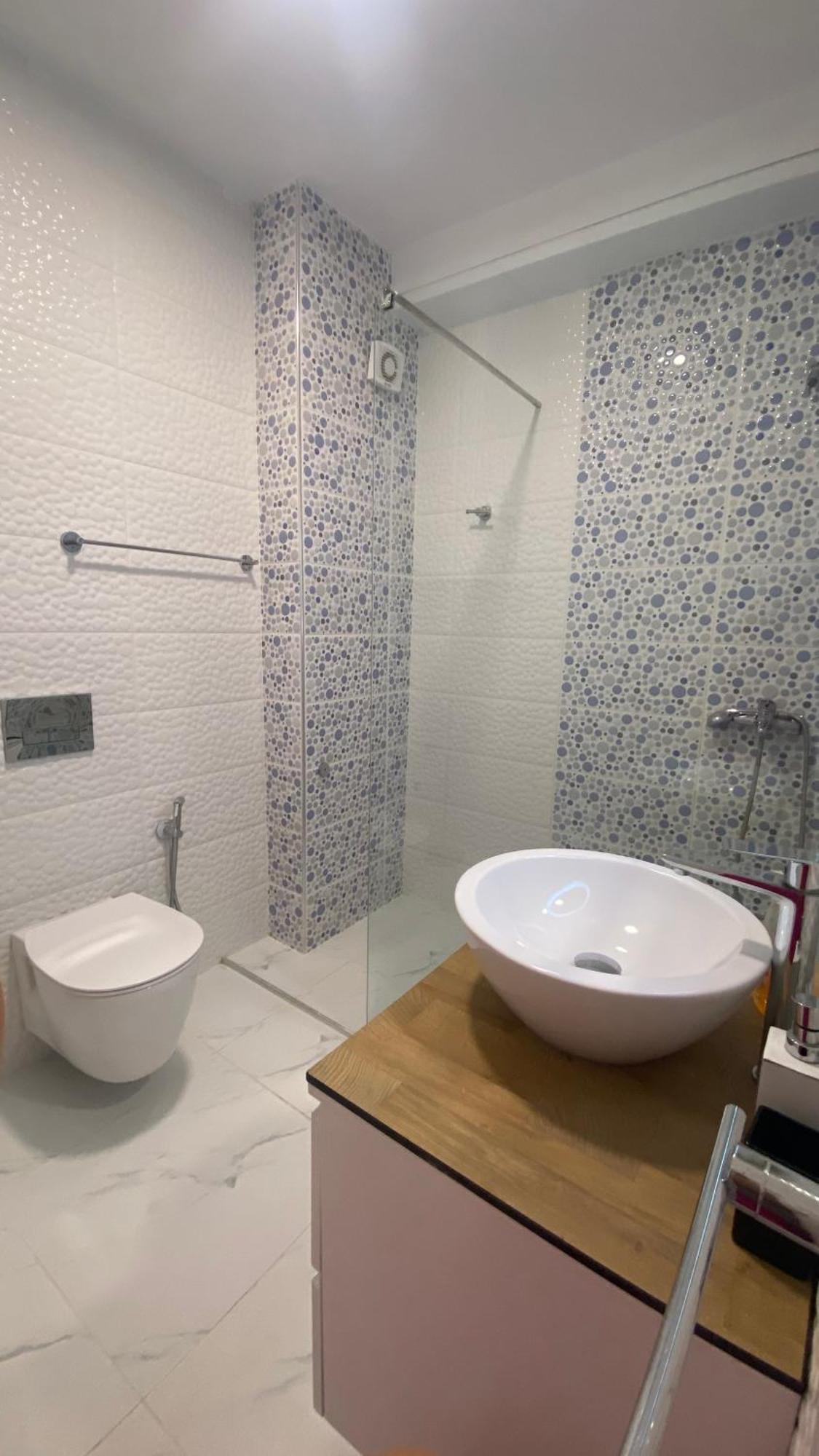 Loli Apartment Luxury White Residence Sarandë エクステリア 写真
