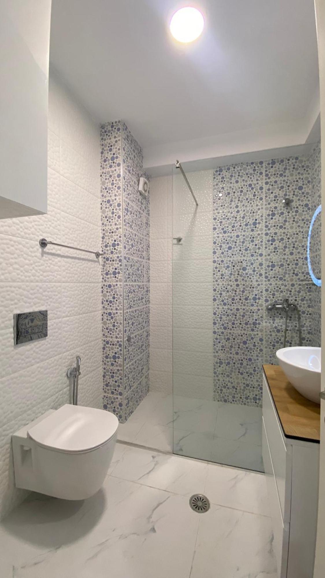 Loli Apartment Luxury White Residence Sarandë エクステリア 写真